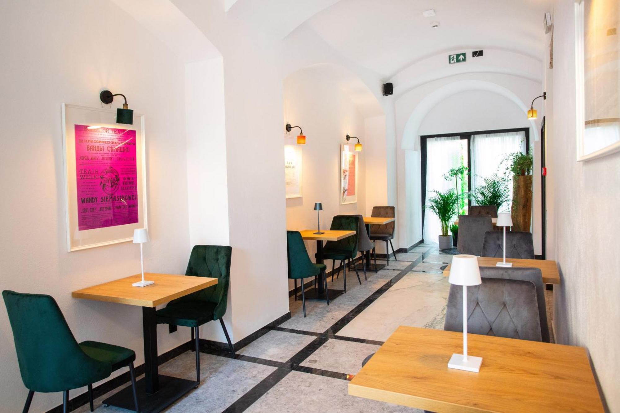 Hotel Teatr Krakow Luaran gambar